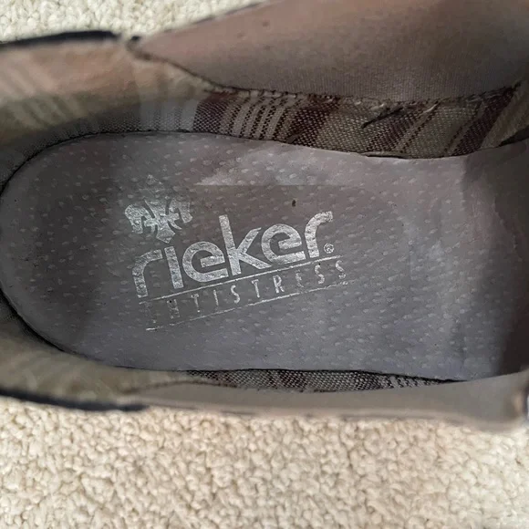 Rieker comfort booties, euro size 39, 8.5/9.0.  Good condition. - Picture 3 of 3
